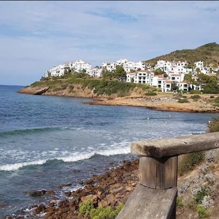 Duplex En Playas De Fornells Apartment Fornells  Bagian luar foto