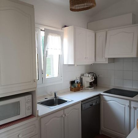 Duplex En Playas De Fornells Apartment Fornells  Bagian luar foto
