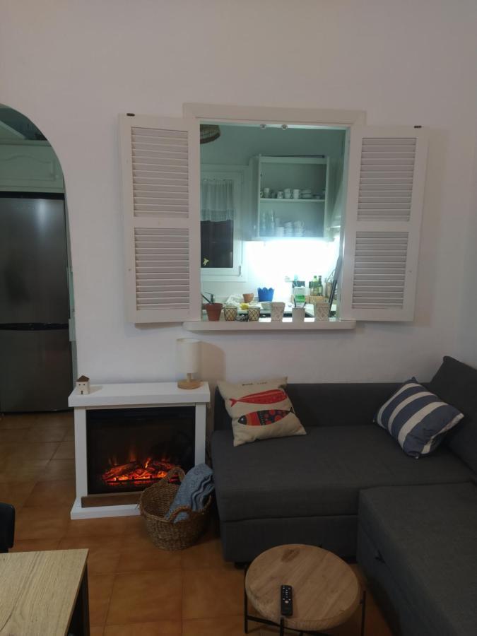 Duplex En Playas De Fornells Apartment Fornells  Bagian luar foto