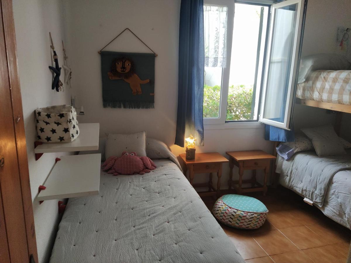 Duplex En Playas De Fornells Apartment Fornells  Bagian luar foto
