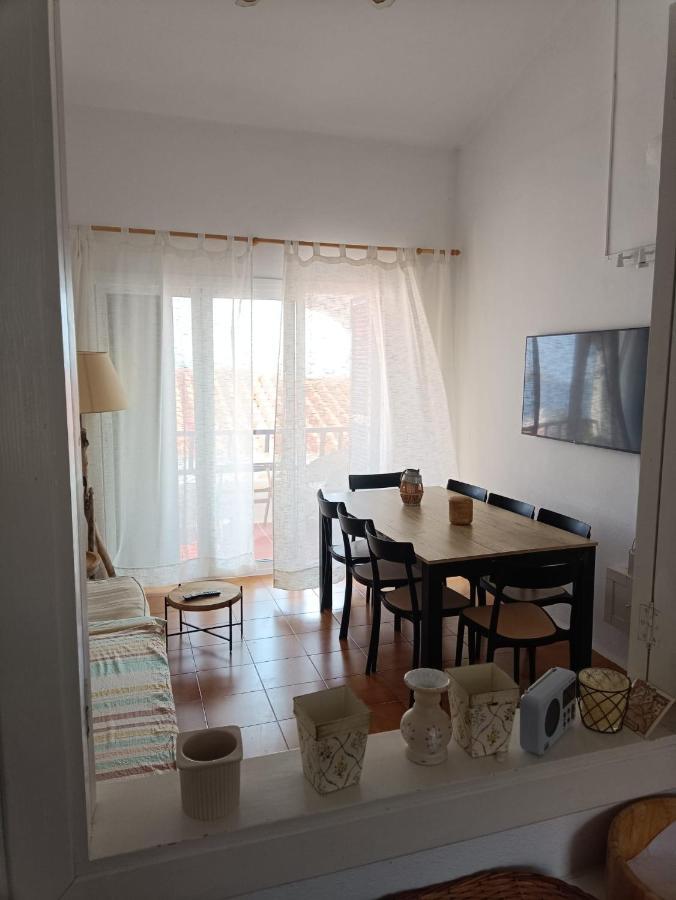 Duplex En Playas De Fornells Apartment Fornells  Bagian luar foto
