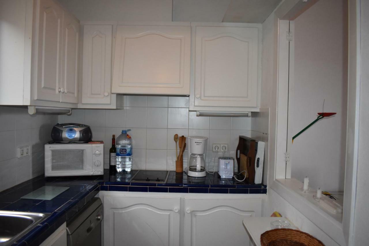Duplex En Playas De Fornells Apartment Fornells  Bagian luar foto